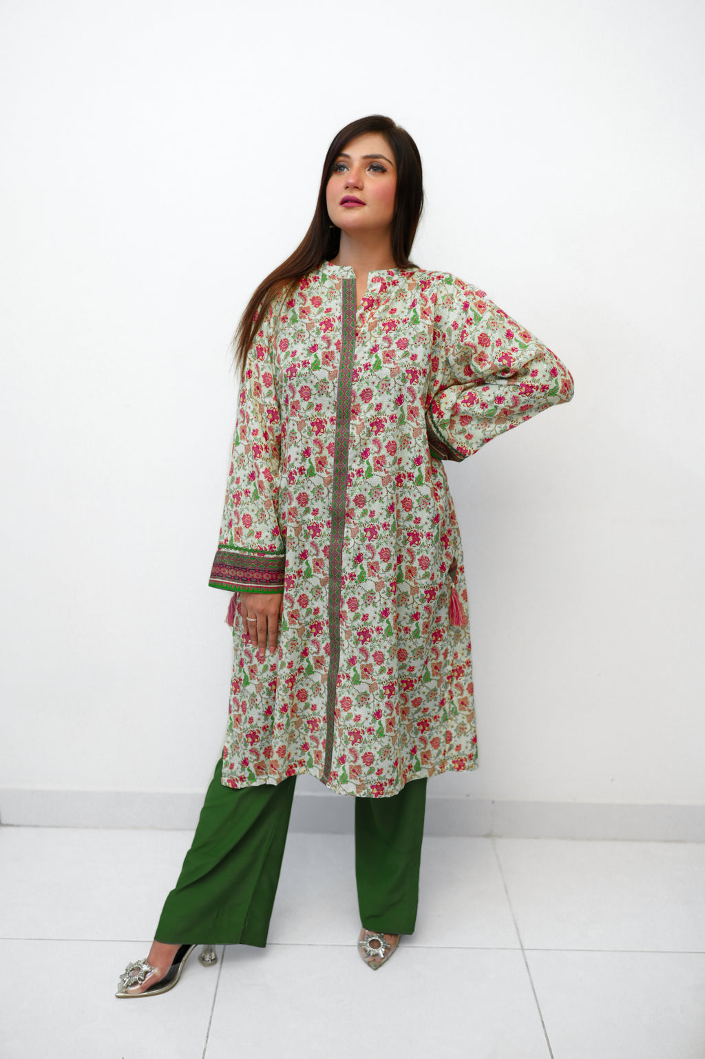 TEA GREEN