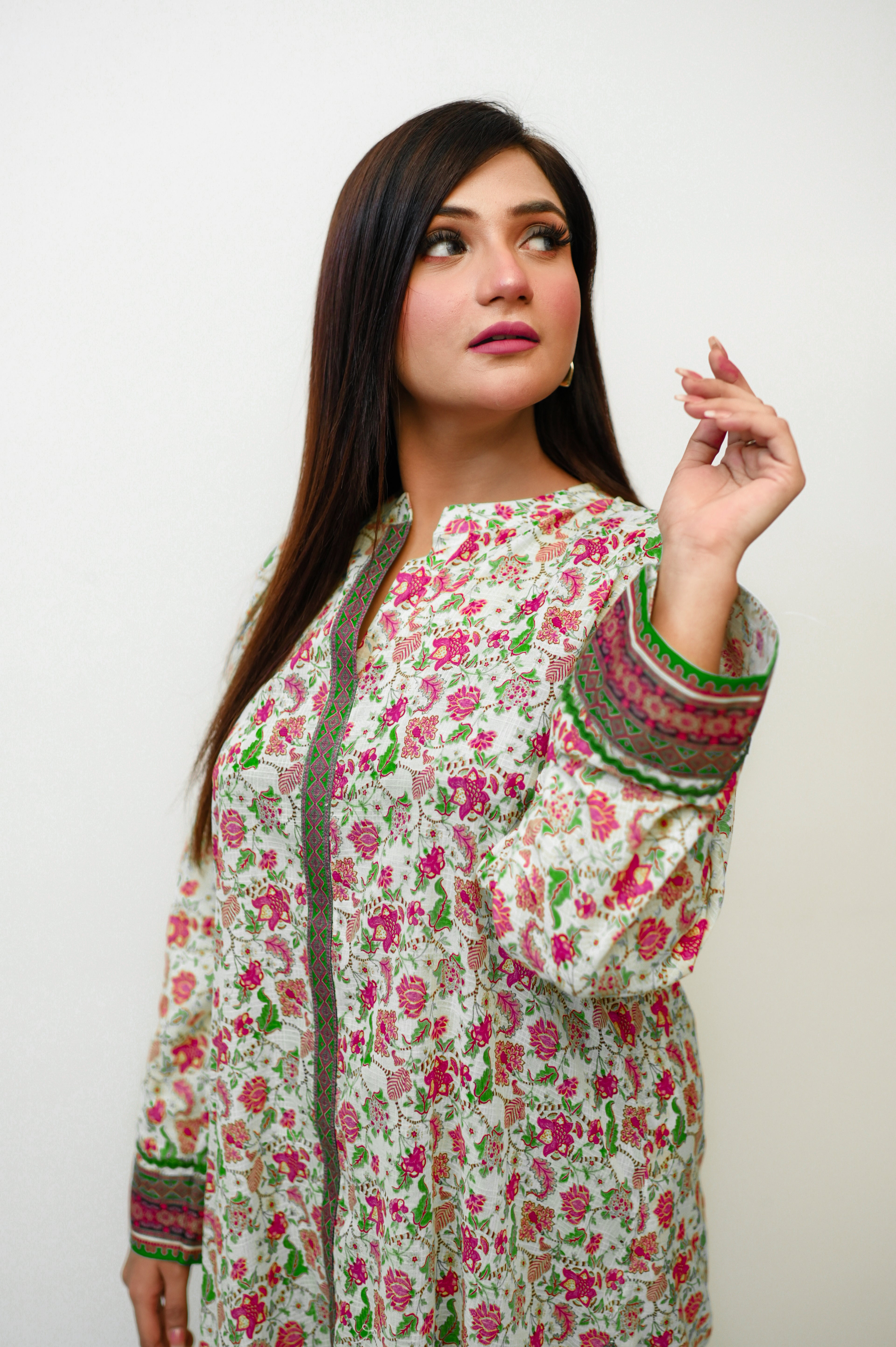 TEA GREEN